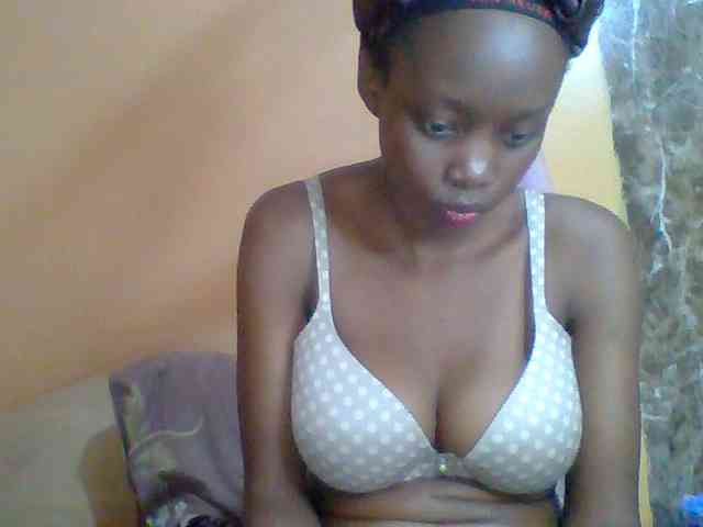 Sexyebonyxx webcam