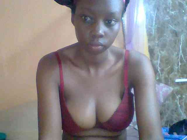 Sexyebonyxx webcam