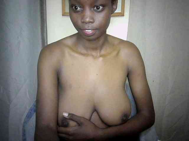Sexyebonyxx webcam