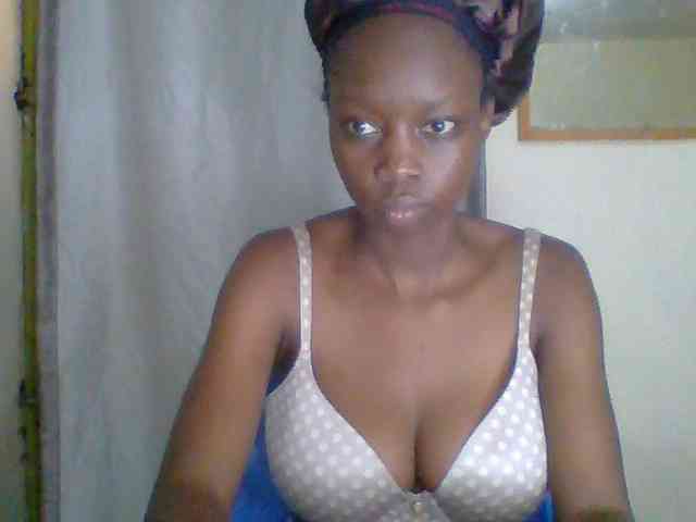 Sexyebonyxx webcam