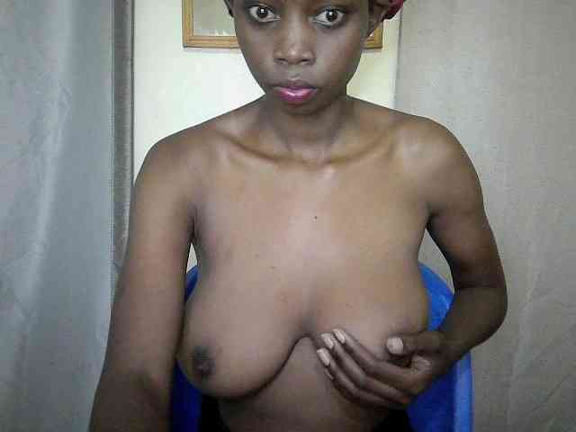 Sexyebonyxx webcam