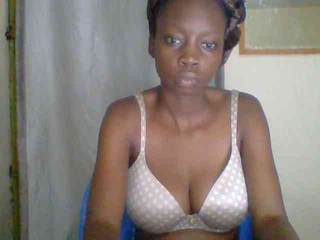 Sexyebonyxx webcam