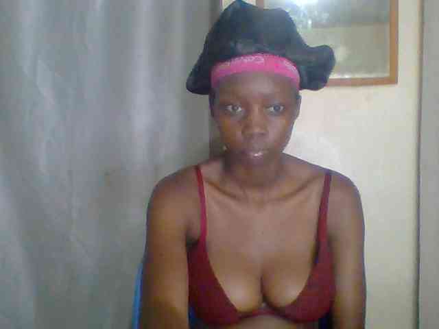 Sexyebonyxx webcam