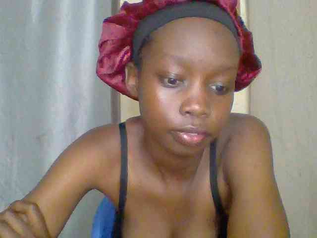 Sexyebonyxx webcam