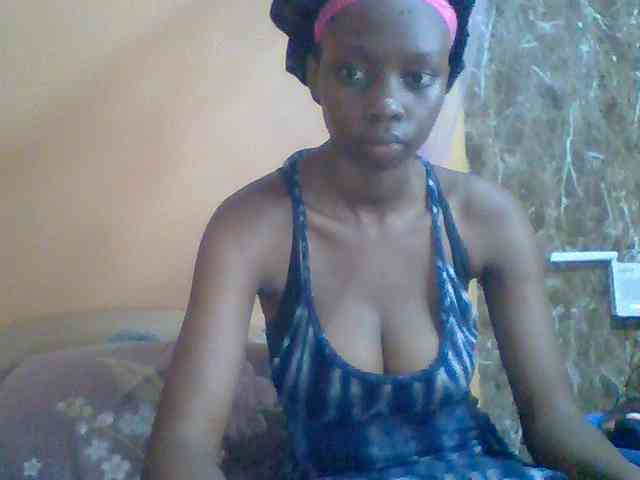 Sexyebonyxx webcam