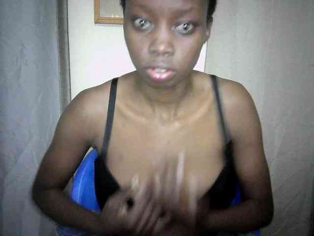 Sexyebonyxx webcam