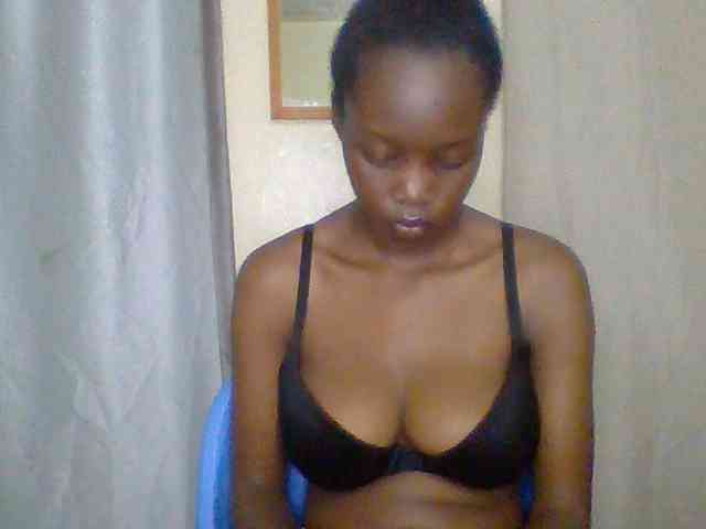 online live show Essyknight
