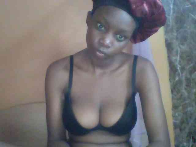 Sexyebonyxx webcam