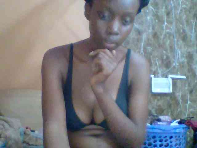 Essyknight Live Webcam on BongaCams