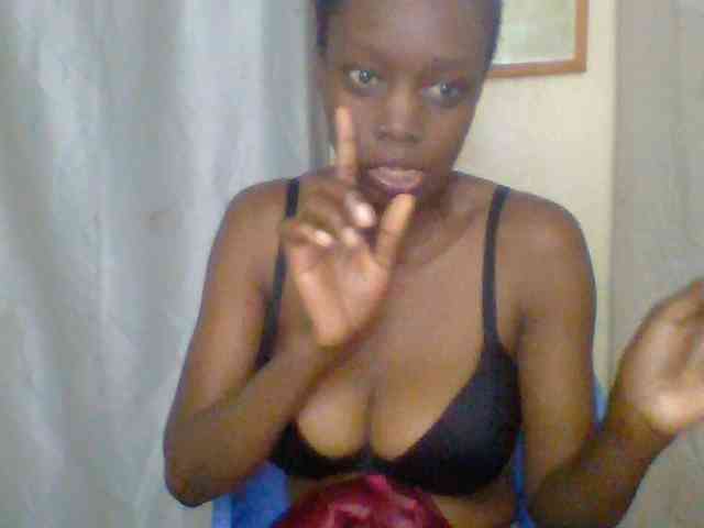 Sexyebonyxx webcam