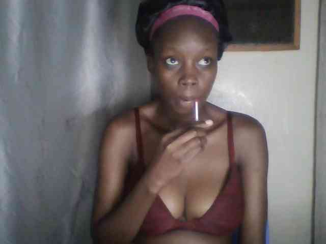 Sexyebonyxx webcam