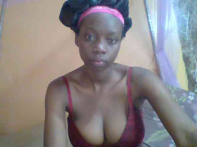 Sexyebonyxx webcam