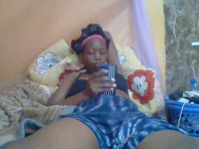 Modèle: Sexyebonyxx