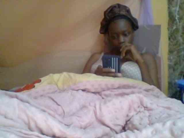 Sexyebonyxx webcam