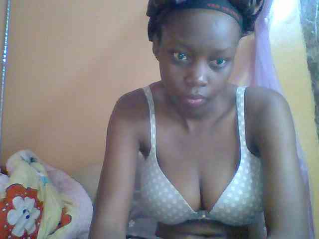 Sexyebonyxx webcam