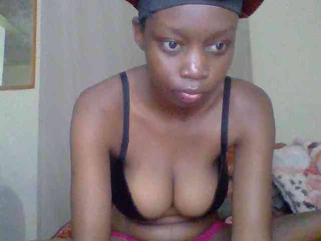 Sexyebonyxx webcam