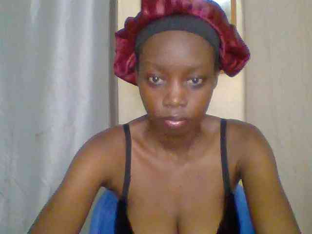 Sexyebonyxx webcam