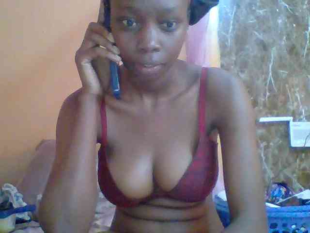 Sexyebonyxx webcam