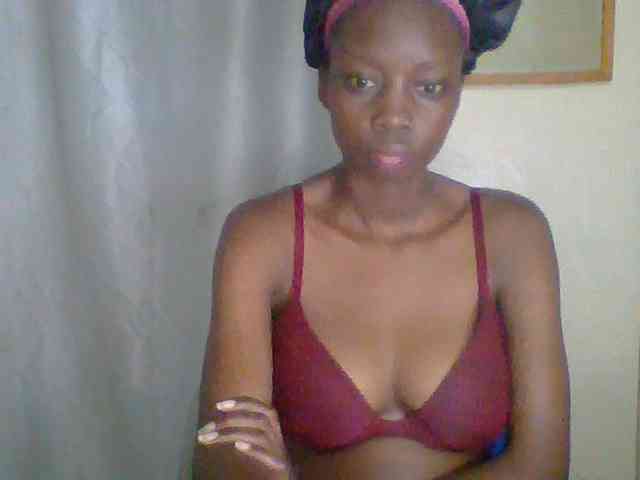 Sexyebonyxx webcam