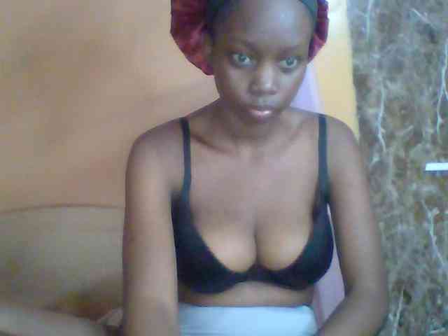 Sexyebonyxx webcam