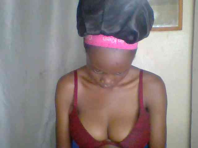 Sexyebonyxx webcam