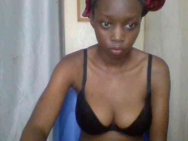 Sexyebonyxx webcam