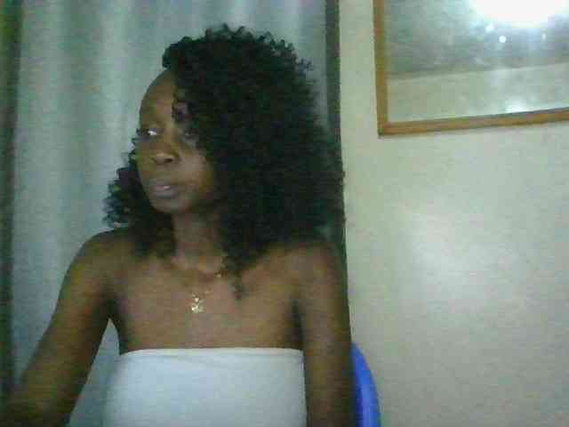 Sexyebonyxx webcam
