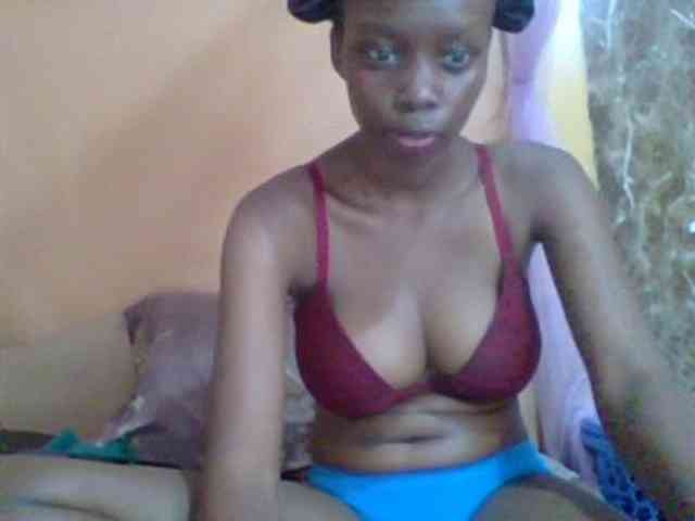 Modèle: Sexyebonyxx
