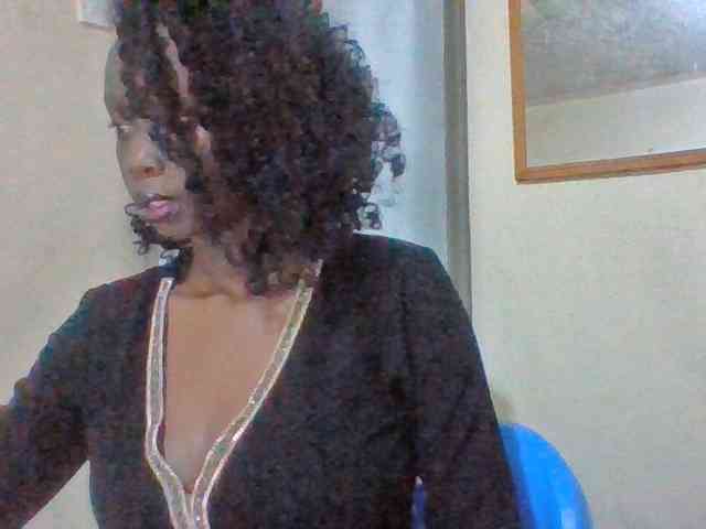Sexyebonyxx webcam
