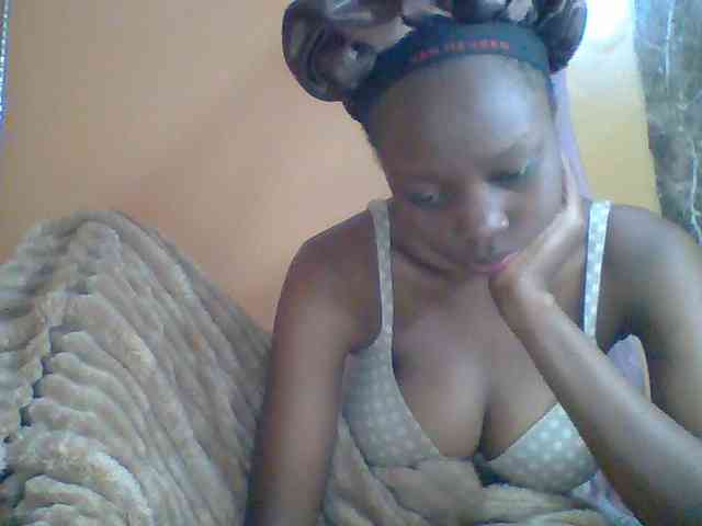 Sexyebonyxx webcam