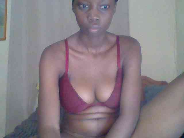 Sexyebonyxx webcam