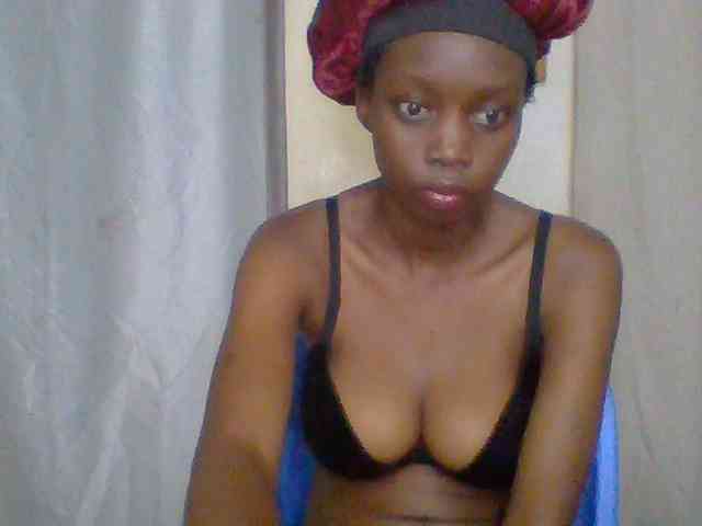 Sexyebonyxx webcam
