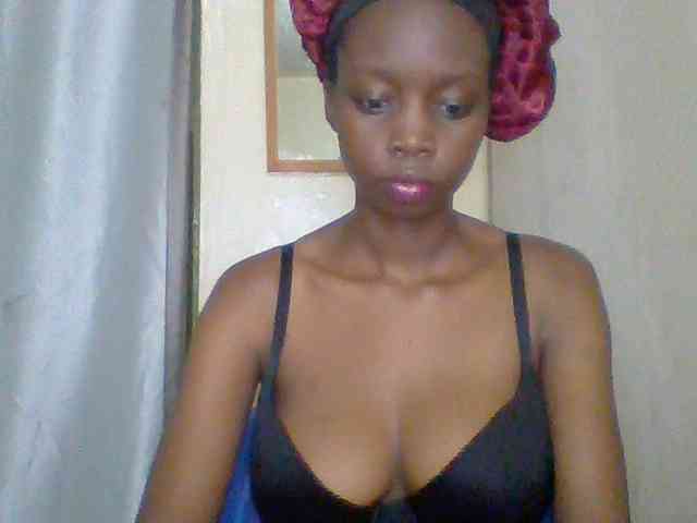 Sexyebonyxx webcam