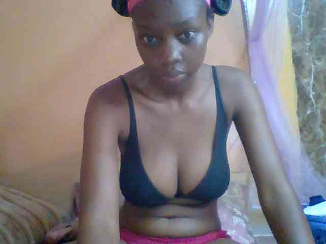 Sexyebonyxx webcam