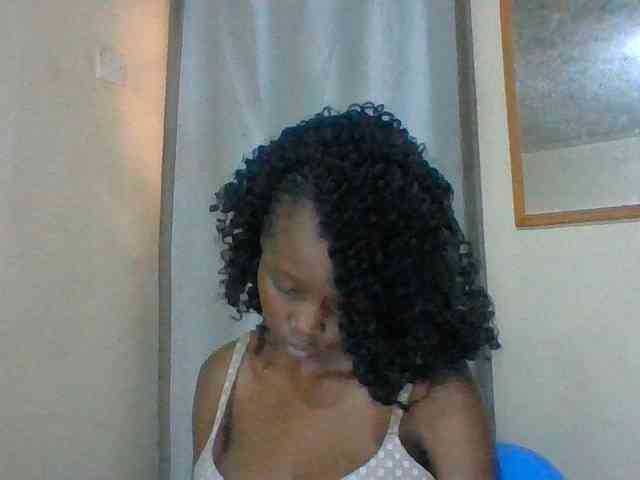 Sexyebonyxx webcam