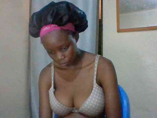 Sexyebonyxx webcam