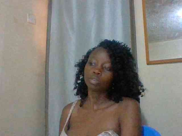 Sexyebonyxx webcam