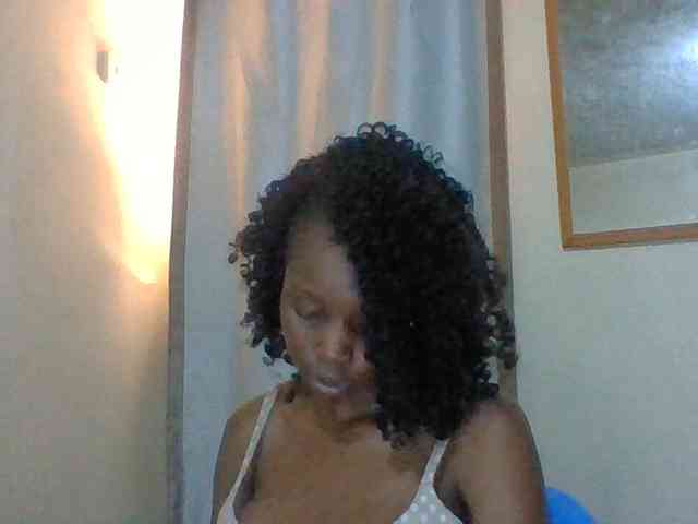 Sexyebonyxx webcam