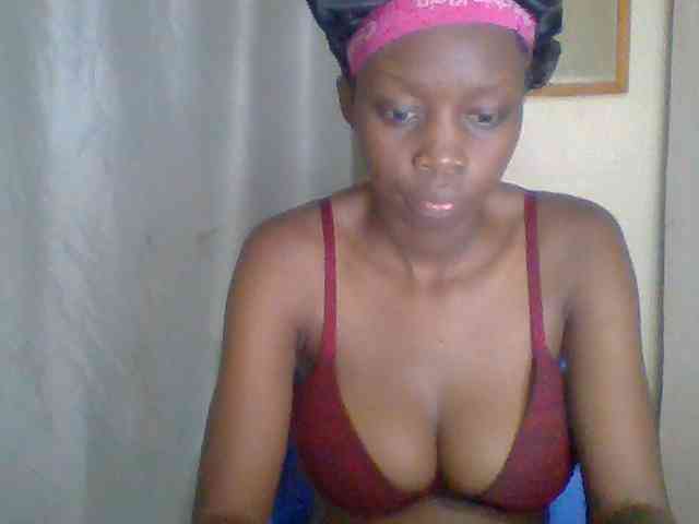 Sexyebonyxx webcam