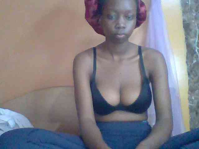 Sexyebonyxx webcam