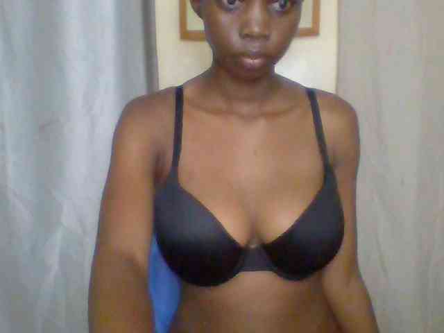 Sexyebonyxx webcam