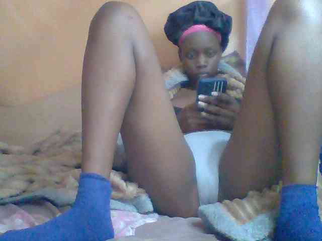 Sexyebonyxx webcam