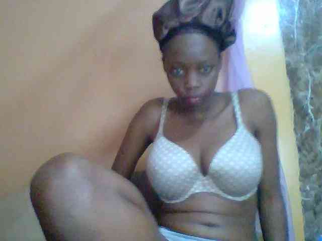 Sexyebonyxx webcam