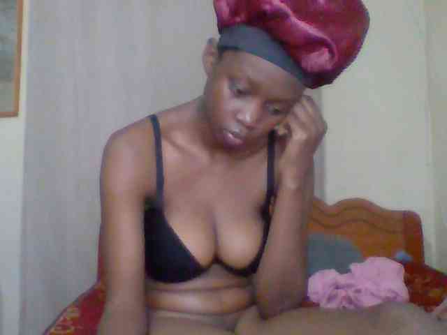 Sexyebonyxx webcam