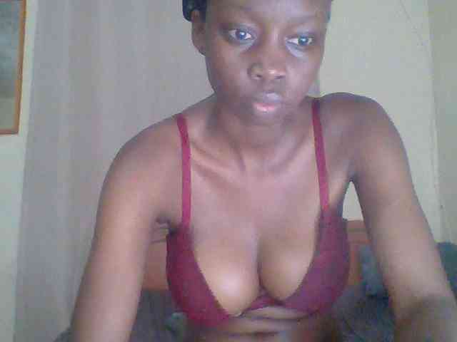 Sexyebonyxx webcam