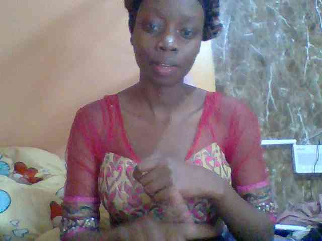 Sexyebonyxx webcam