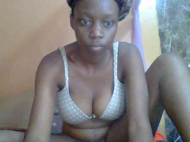 Sexyebonyxx webcam
