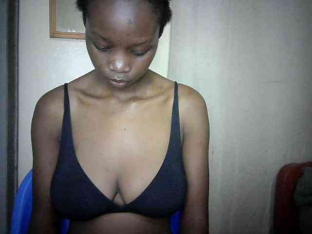 Sexyebonyxx webcam
