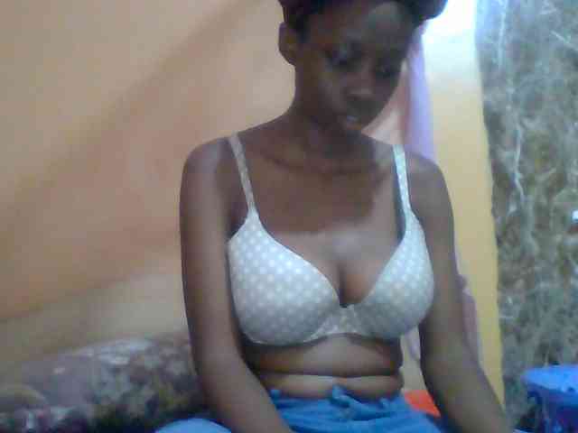 Sexyebonyxx webcam