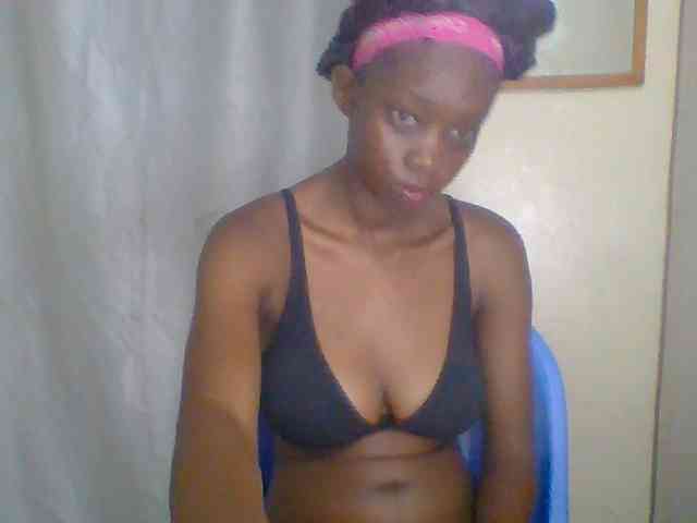 Modèle: Sexyebonyxx